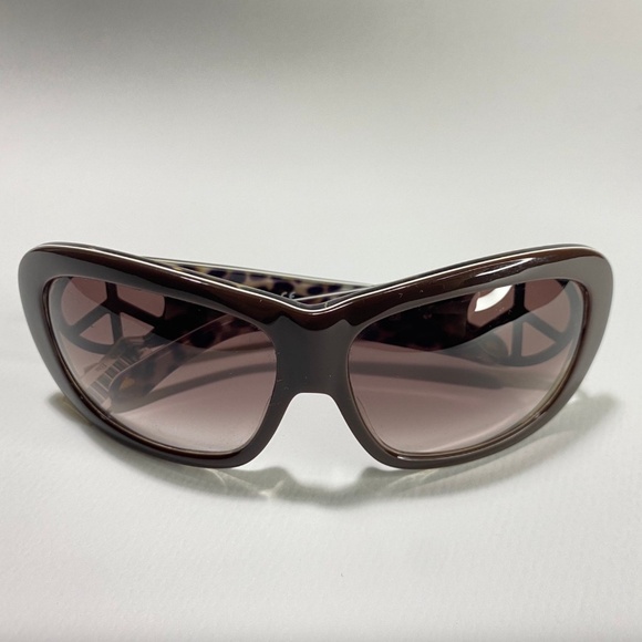 Auth Moschino Women's Sunglasses with Signature Red Case - Picture 11 of 11